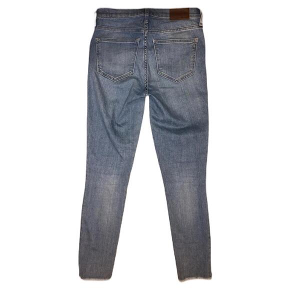 Madewell 9” High Rise Skinny Crop Light Wash Jeans - Picture 3 of 9